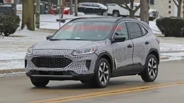 2020 Ford Escape Hybrid spied with interior completely uncovered